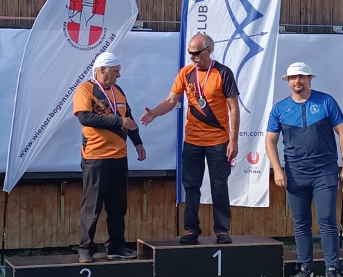 16 Medaillen für Artemis beim Thomas Woldrich Gedenkturnier.